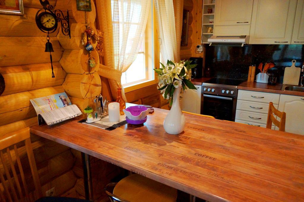 Kettu Holl Cottage Taipalsaari Exteriör bild